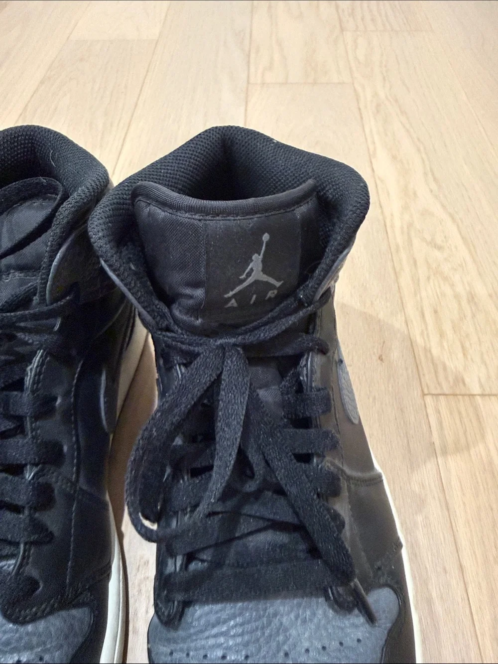 Nike Jordan Men’s High-Top Sneakers in Black and Gray 9.5